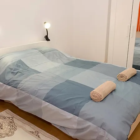 アパート Simple And Spacious 1-bebroom Flat With Terrace